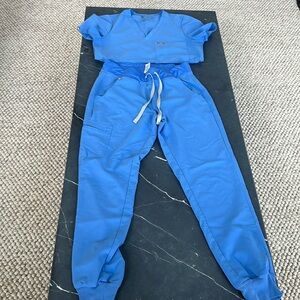 Figs Ceil blue scrub set XS shirt S pants